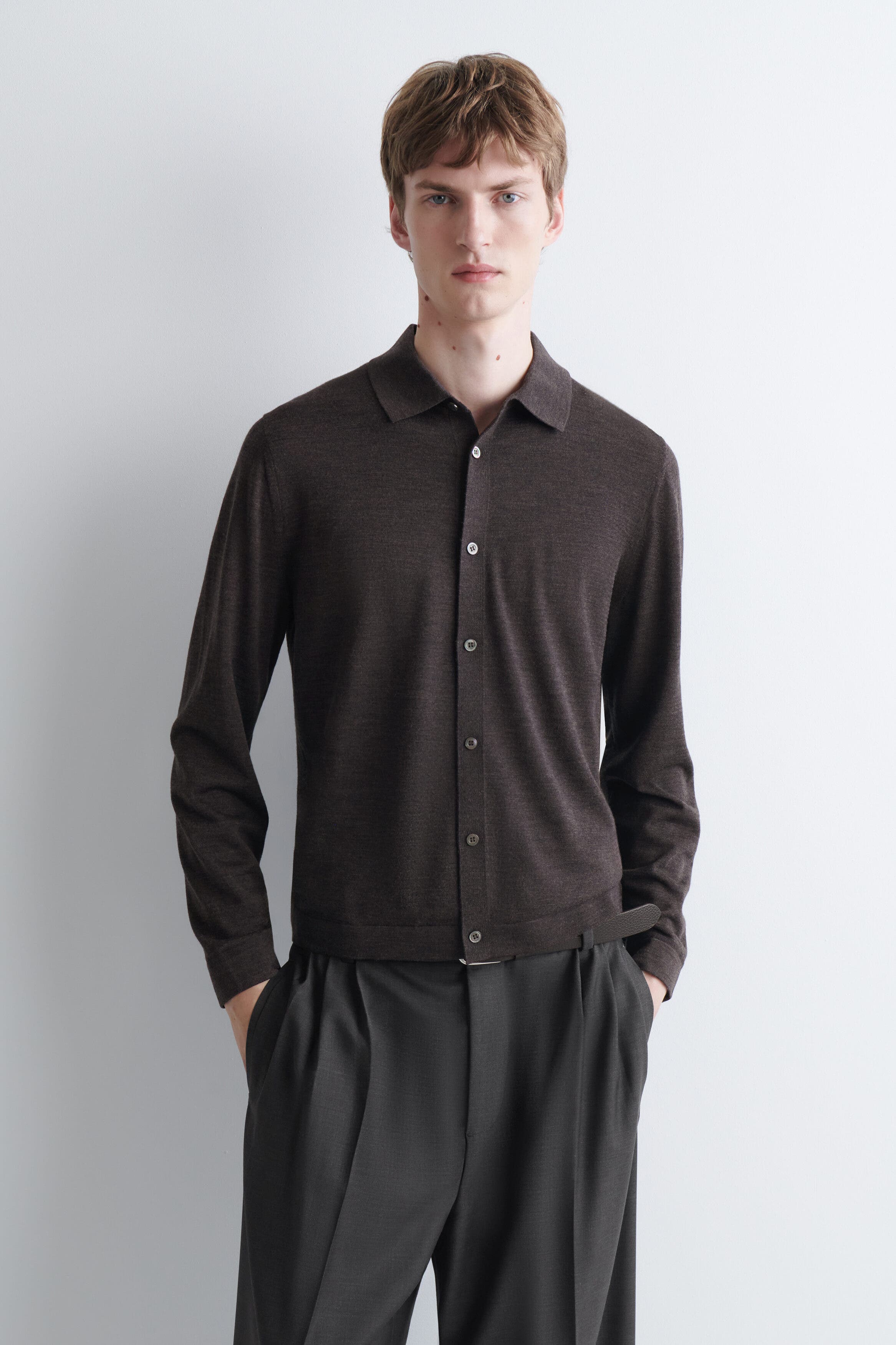 DARK-BROWN MÉLANGE