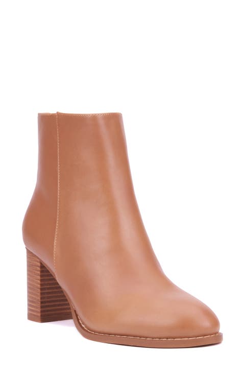 Jadyn Side Zip Ankle Bootie (Women)