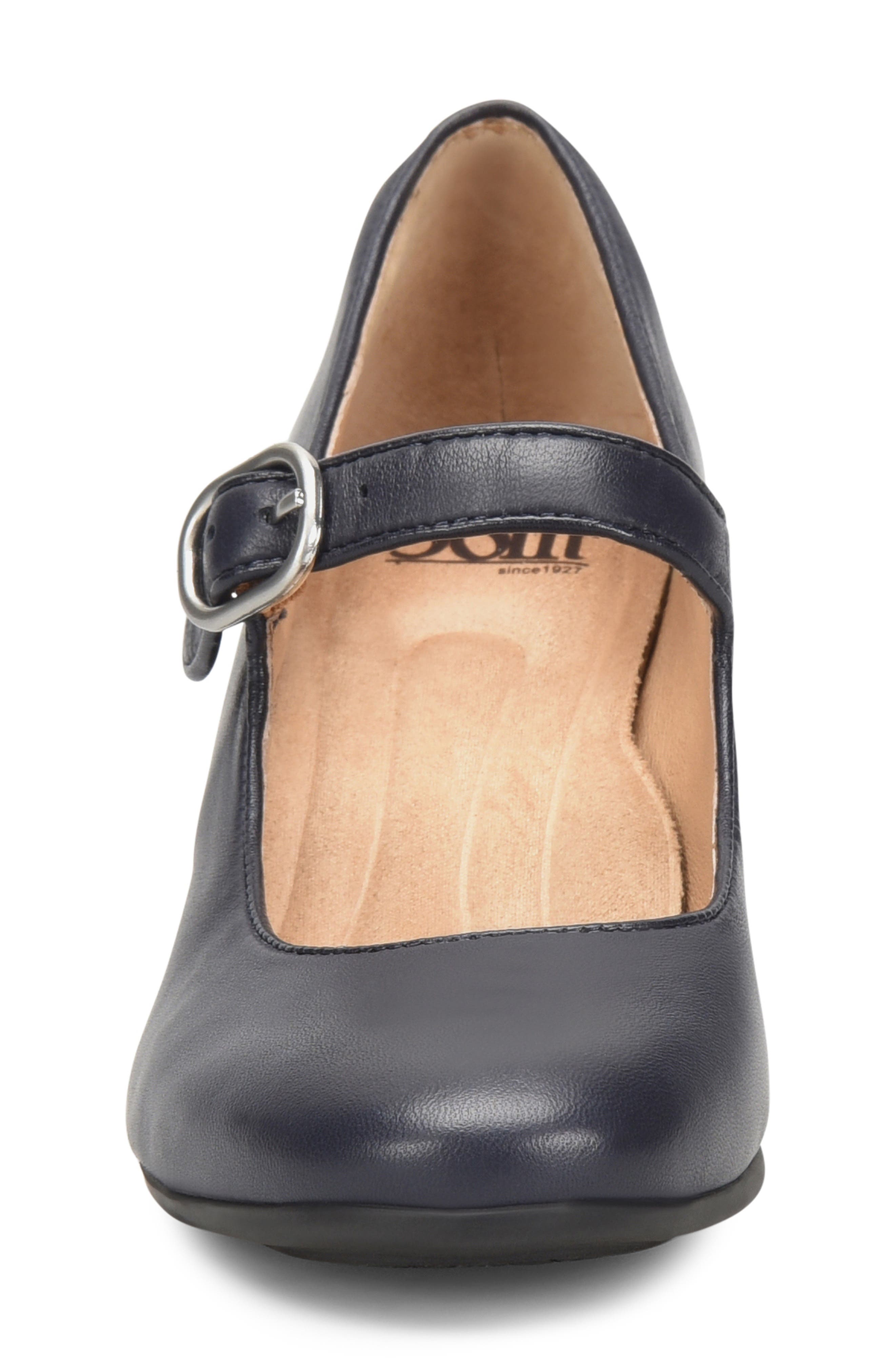 Leslie Mary Jane Pump, Alternate, color, SKY NAVY