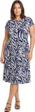 24seven Comfort Apparel Curvy Essential Abstract Print Short Sleeve Boat Neck Pleated Pocket Fit & Flare Midi Dress