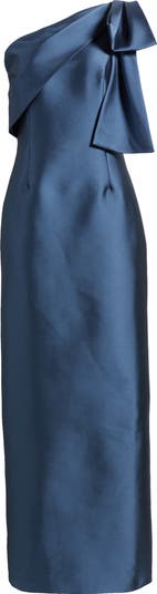 Bonnie Bow Shoulder Gown