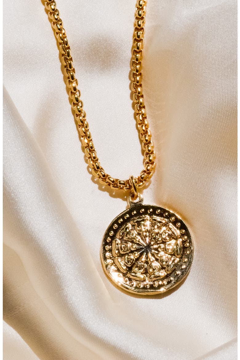 Solana Pendant Necklace, Alternate, color, GOLD
