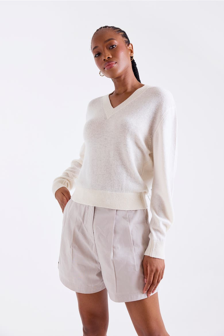 Vee V-Neck 100% Cashmere Sweater, Alternate, color, NATURAL WHITE