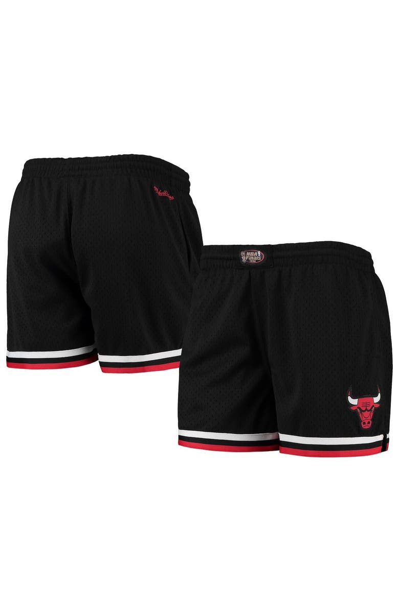 Mitchell & Ness Women's Mitchell & Ness Black Chicago Bulls Hardwood Classics 1996 NBA Finals Jump Shot Shorts, Main, color, Black