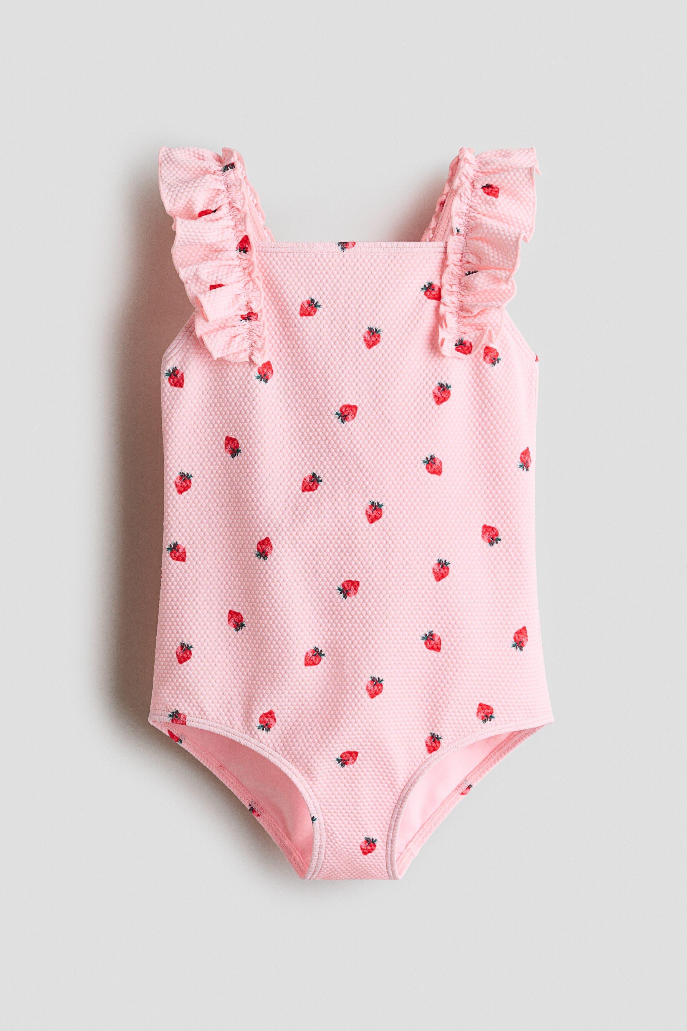 Light pink/strawberries