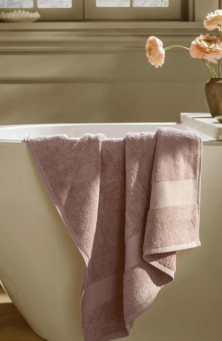 Boll 
Branch Plush Bath Towel Set, Alternate, color, Dusty Rose