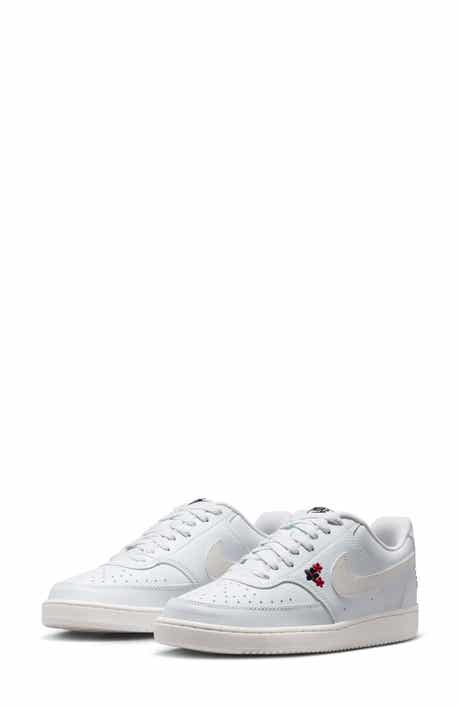 Court Vision Low Sneaker