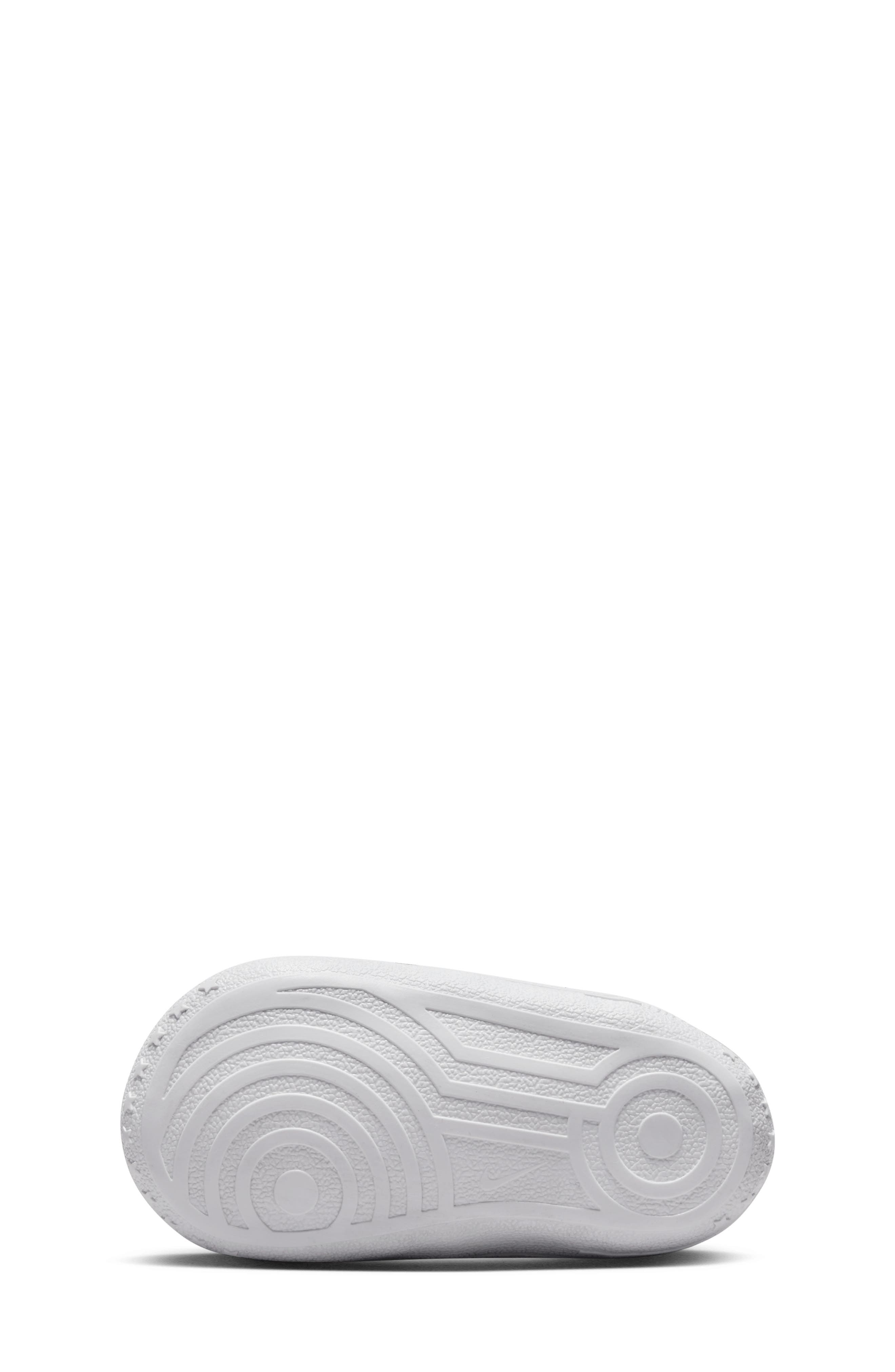 Nike Force 1 Crib Shoe, Alternate, color, 