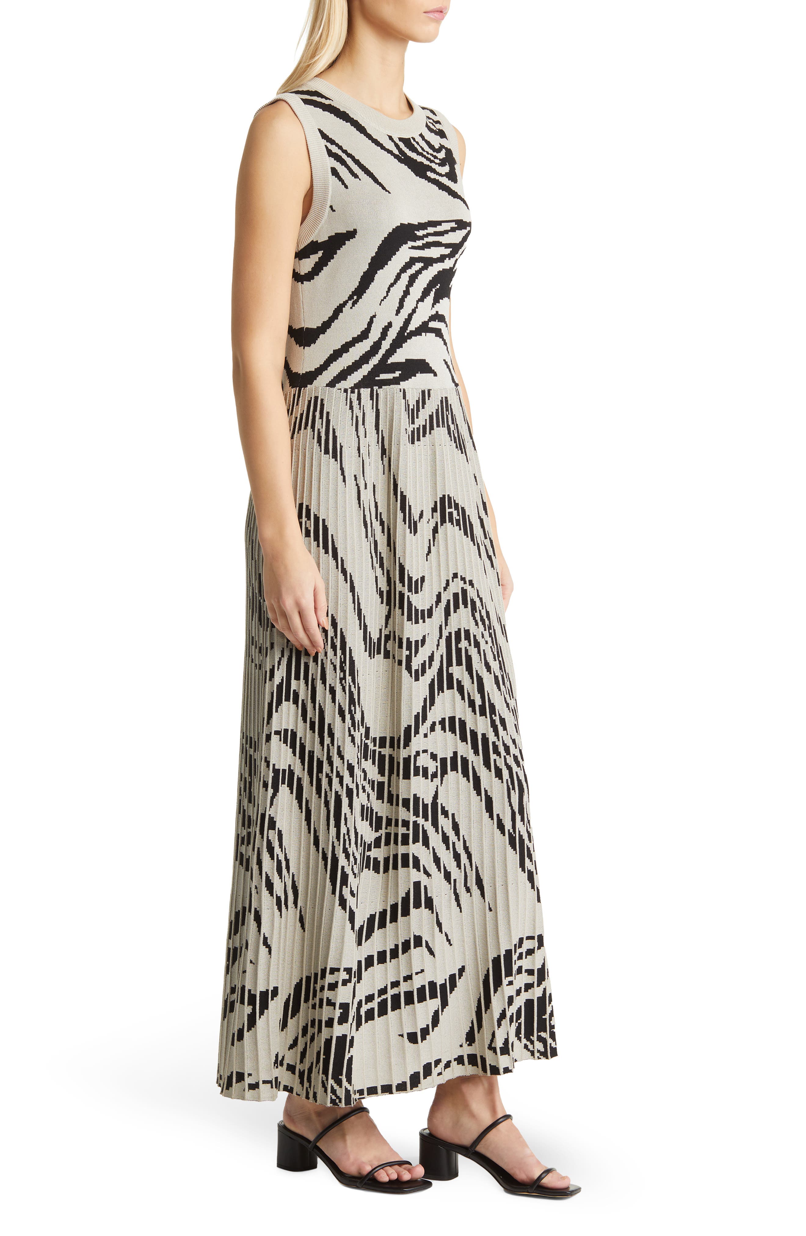 Misook Zebra Jacquard Pleated Knit Maxi Dress (Women) | Nordstrom