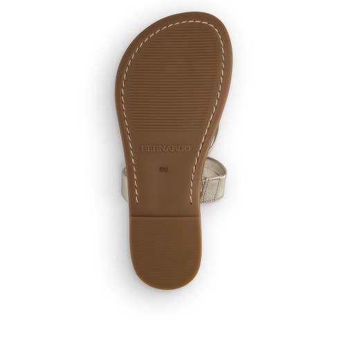 Bernardo Footwear Leia Thong Sandal In Champagne