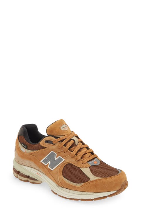 200RX Waterproof Sneaker