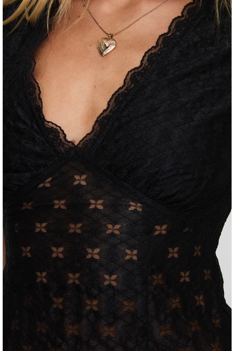 Gimmie Lace Tie Back Sleeveless Top, Alternate, color, BLACK