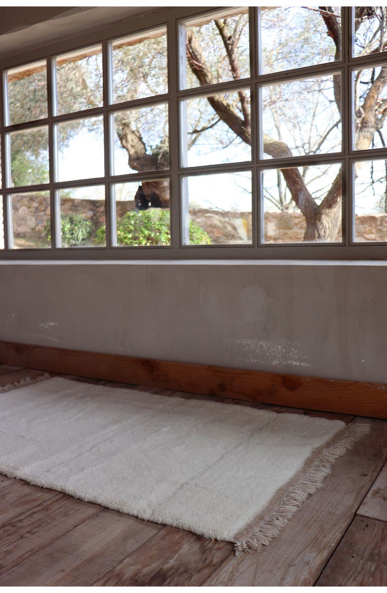 Lorena Canals Steppe Woolable Washable Wool Rug, Alternate, color, Sheep White