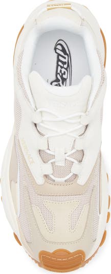 Low Top Sneaker