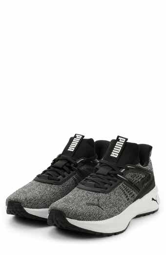 Outpace Heather Sneaker