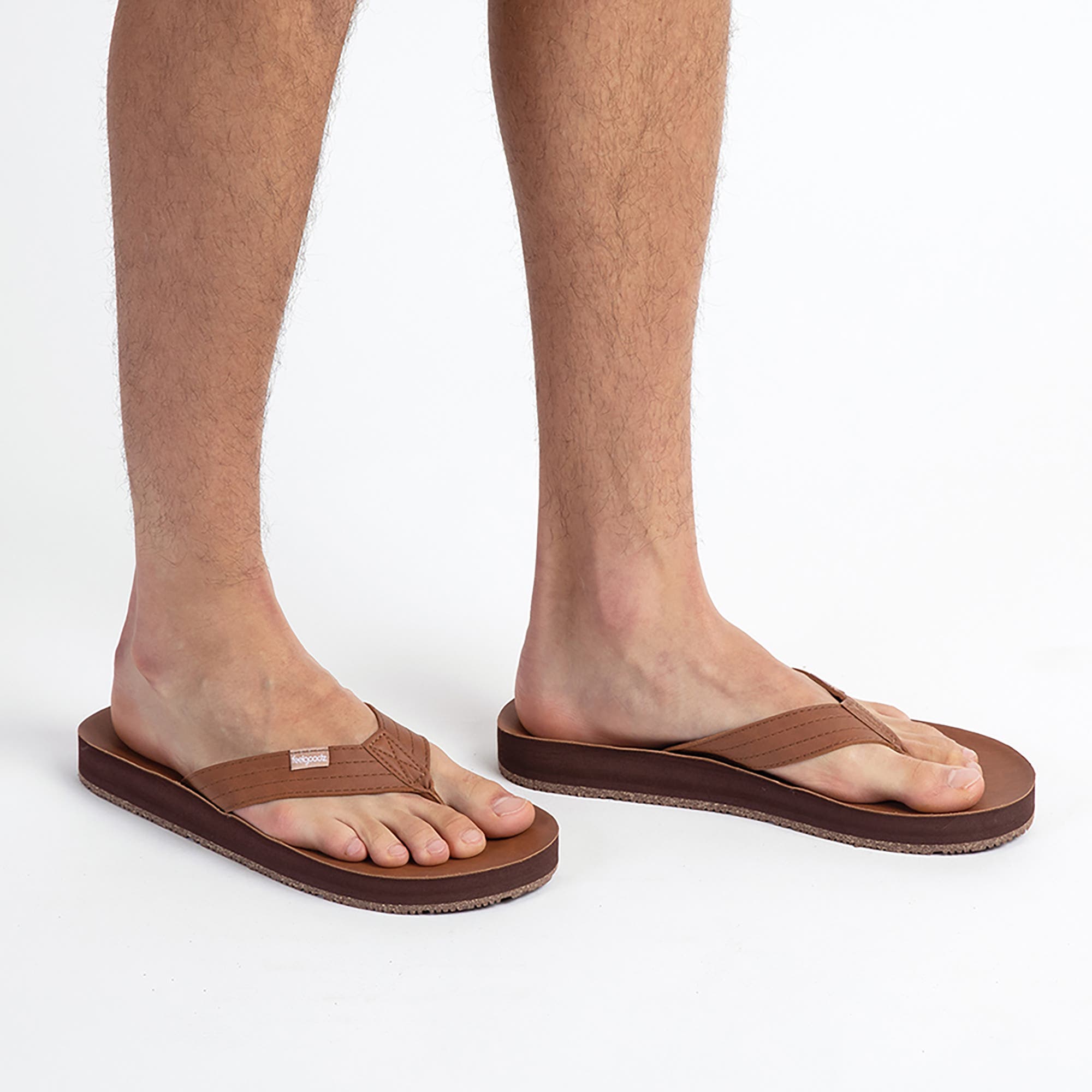 Feelgoodz Mens Zensole Kinderz Faux Leather Flip Flop Thong Sandals, Alternate, color, Poplar