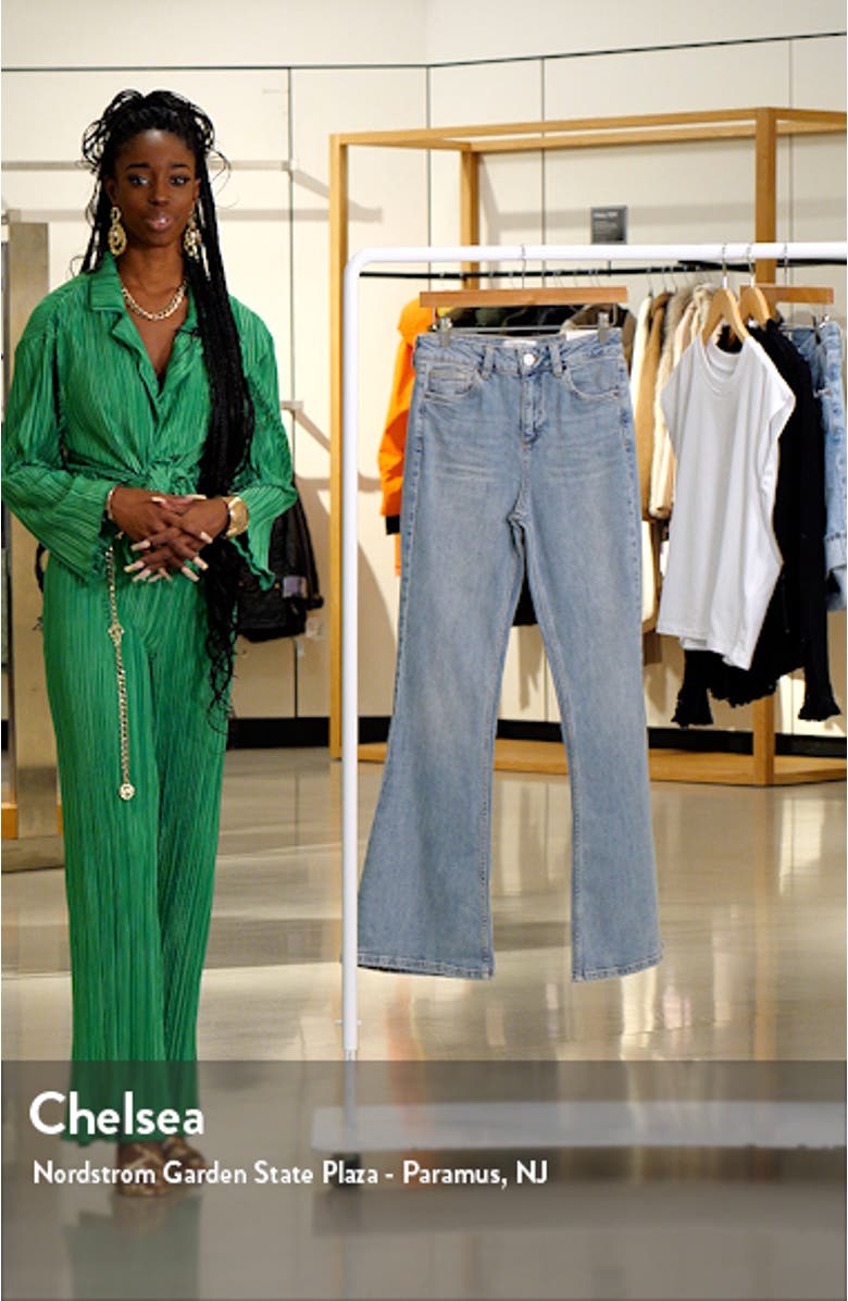 Atlas Flare Jeans, sales video thumbnail