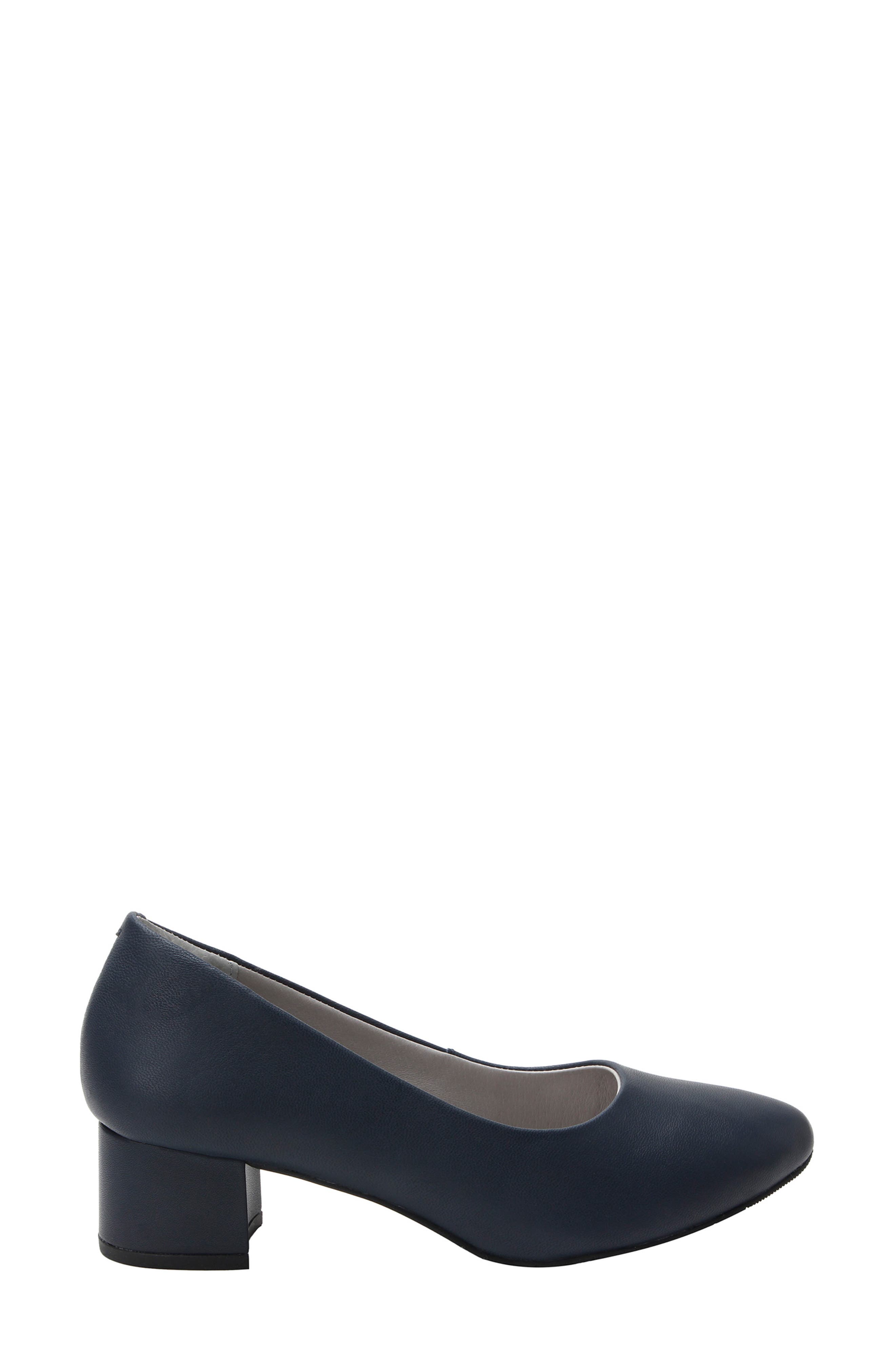 Lisah Almond Toe Pump, Alternate, color, OFFICIAL