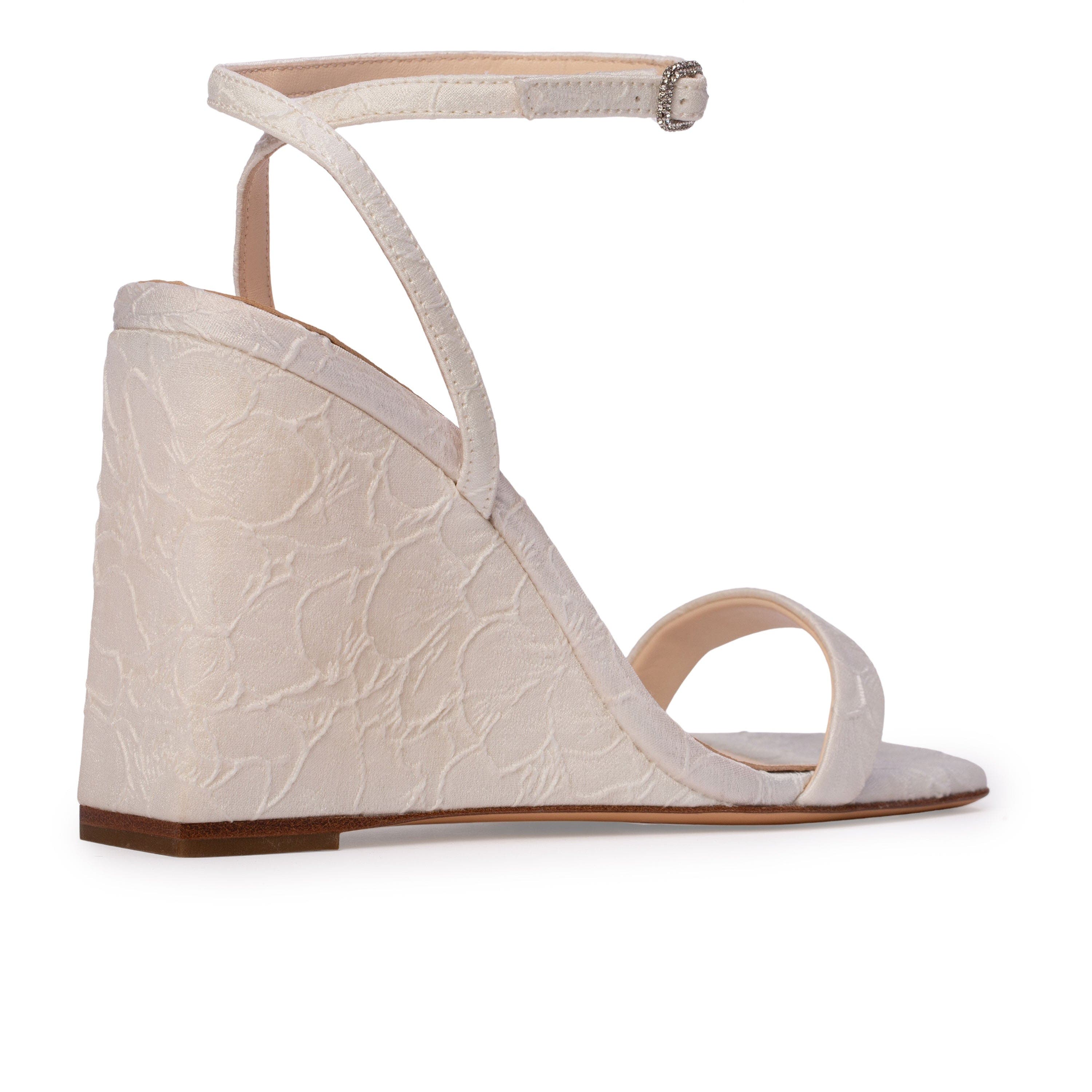Anne Barge Ella Wedge, Alternate, color, White Jacquard