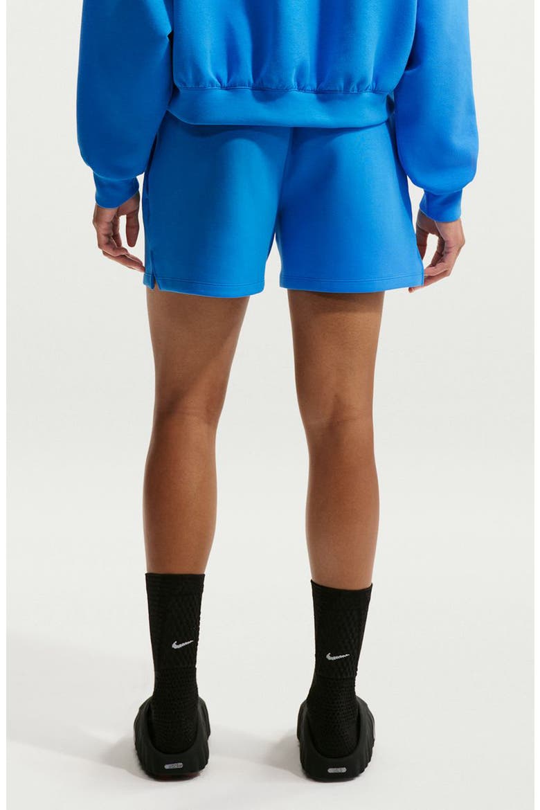 24.7 ImpossiblySoft Dri-FIT Mid-Rise Loose 4-Inch Shorts, Alternate, color, LIGHT PHOTO BLUE/ BLUE SPARK