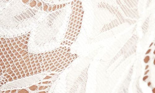 Kilo Brava Lace Bralette In Whisper Peach