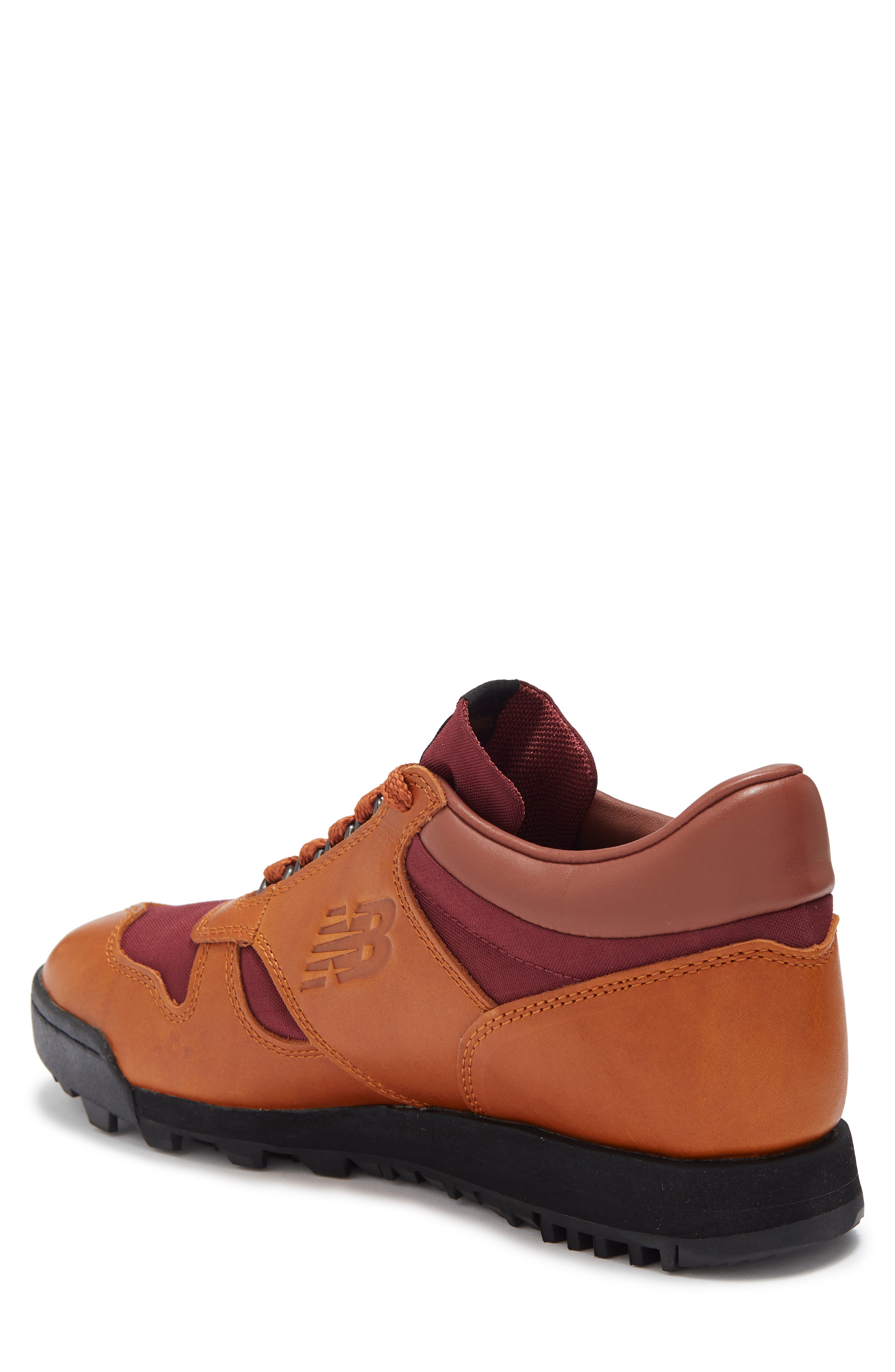 New Balance Rainier Low Top Sneaker, Alternate, color, 