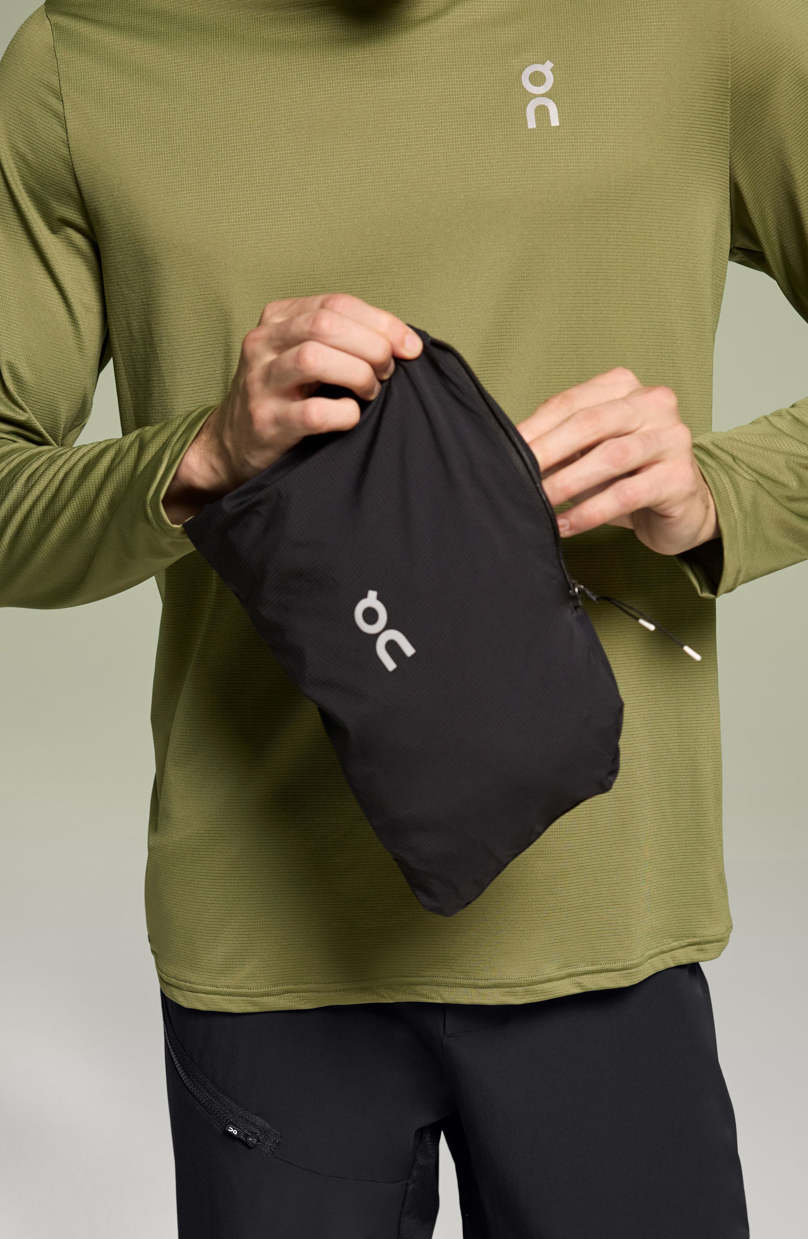 Мужские куртки On Core Hooded Packable Running Jacket — фото 6