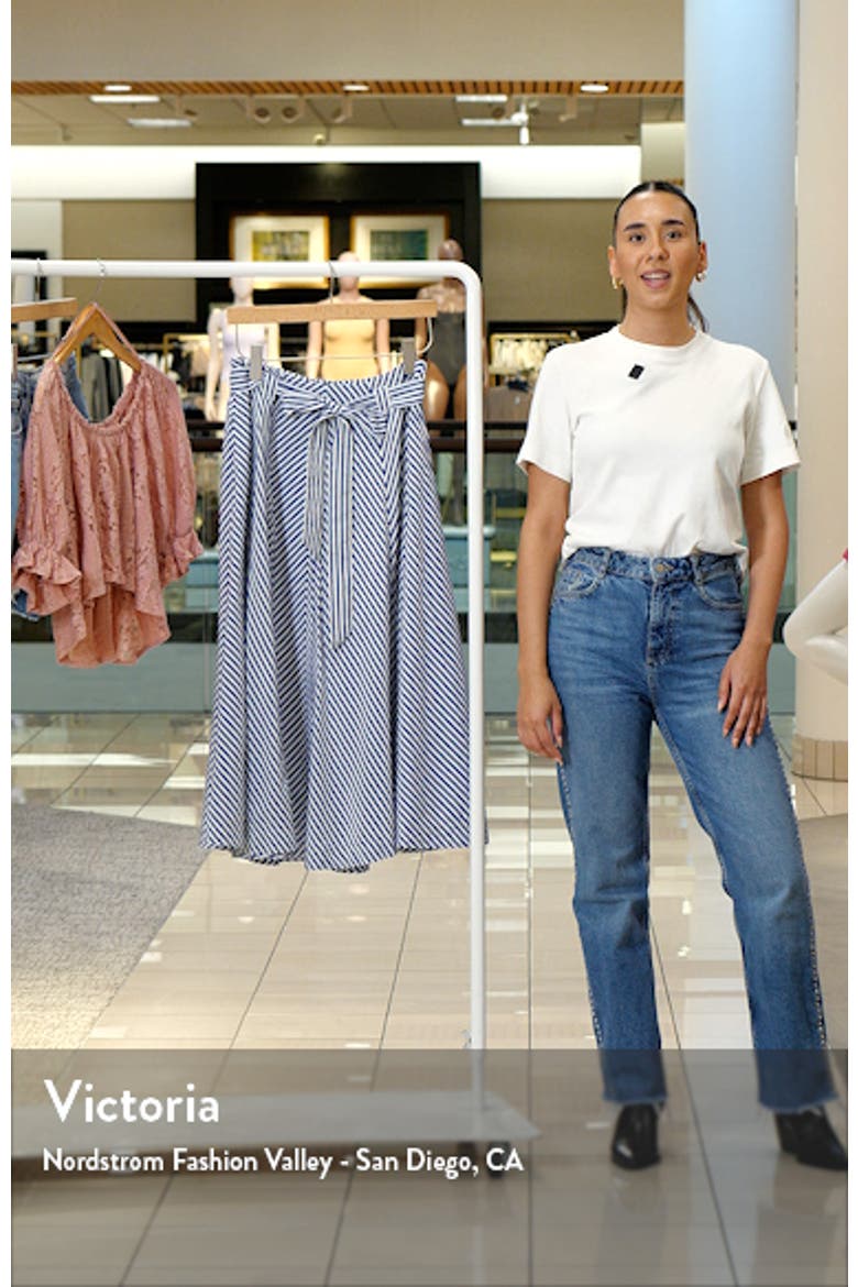 Stripe Flare Poplin Midi Skirt video