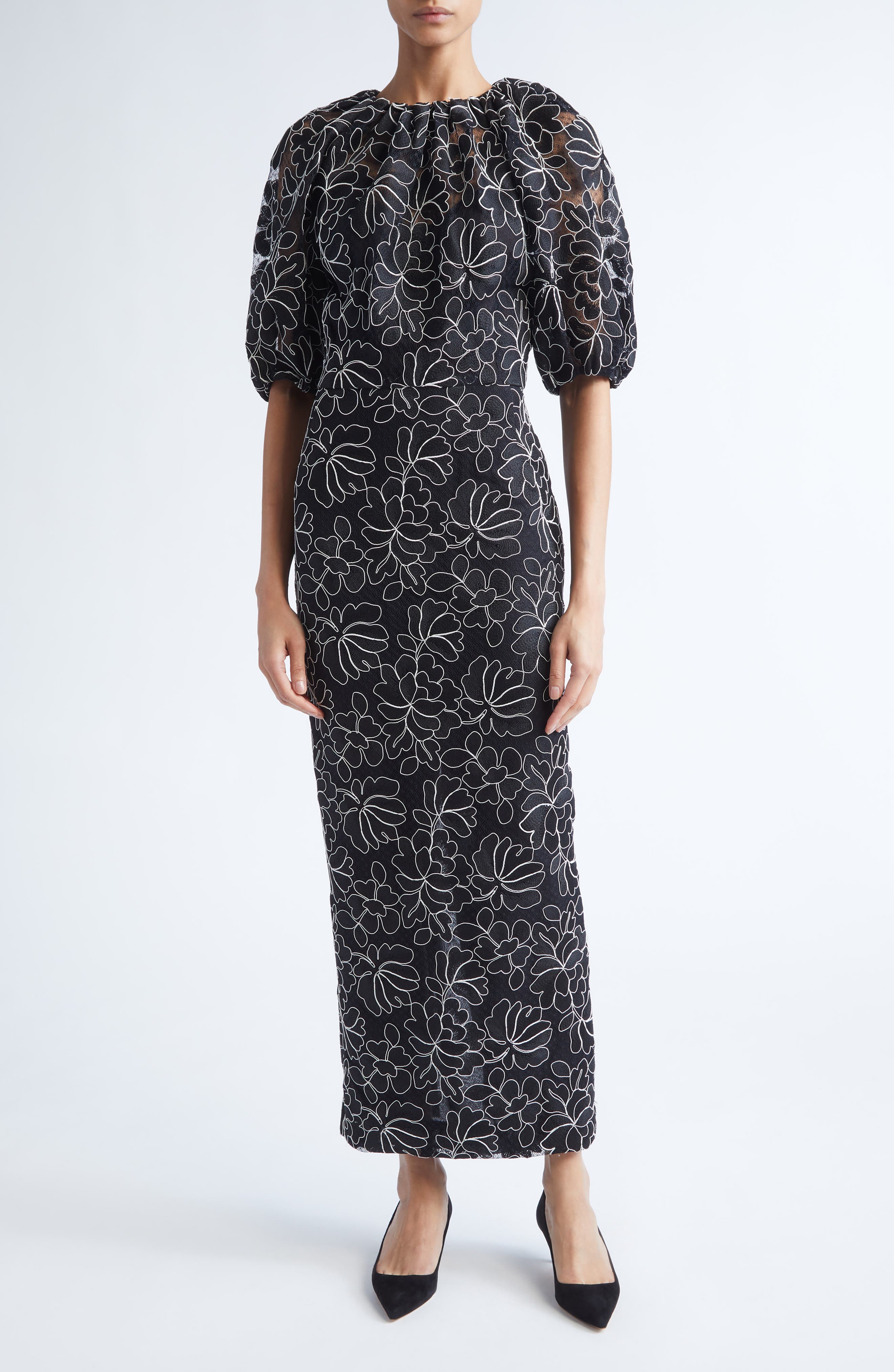 selected BLACK/ IVORY