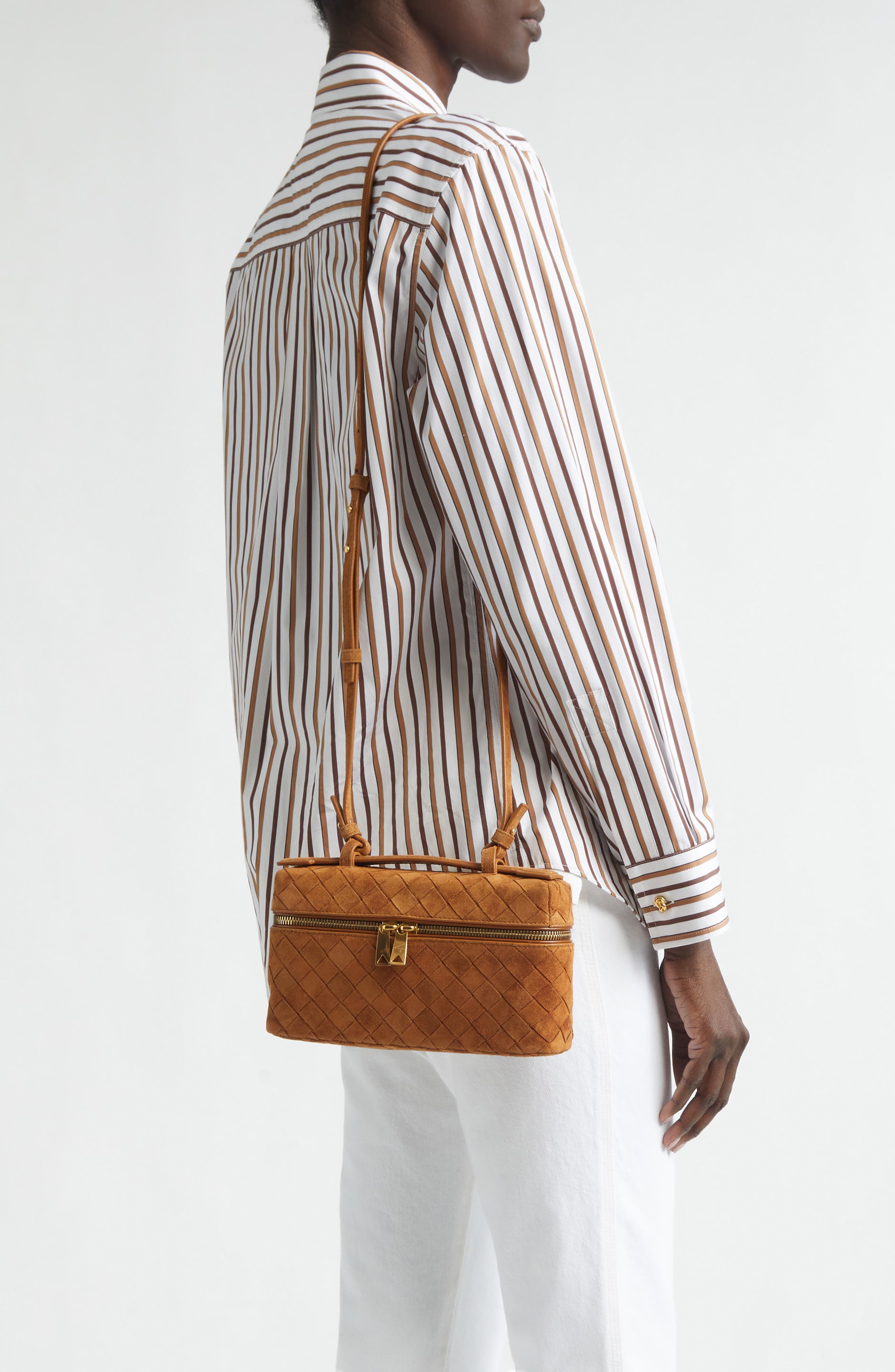 Bottega Veneta Bang Bang Intrecciato Suede Vanity Case, Alternate, color, 2588 Amber-Gold
