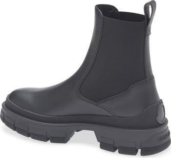 MONCLER 'HEVEA' BLACK LEATHER LOULACING ショートブーツ Black Hevea Chelsea Leather Boots - Boots for Women | Moncler CY
