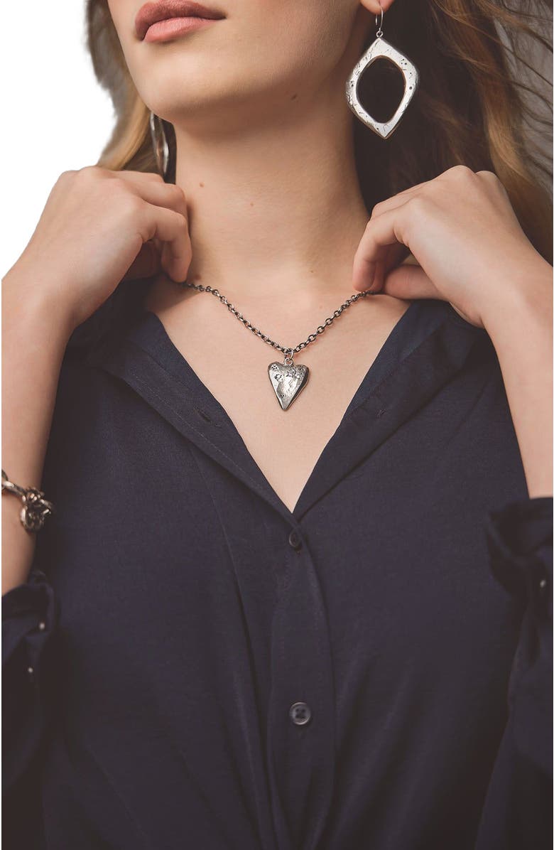 Collection 1304 Vence Silver Earrings, Alternate, color, Silver