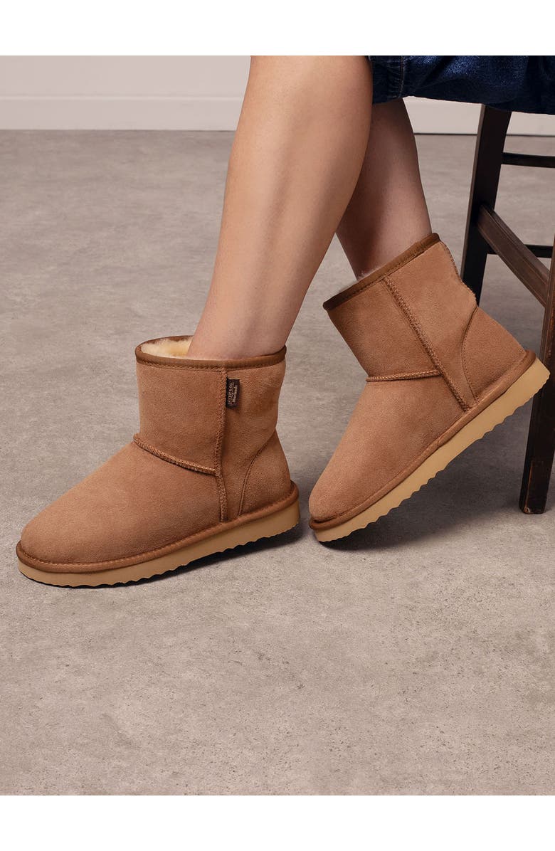 Celtic & Co. Sheepskin Bootee Slippers, Alternate, color, Chestnut