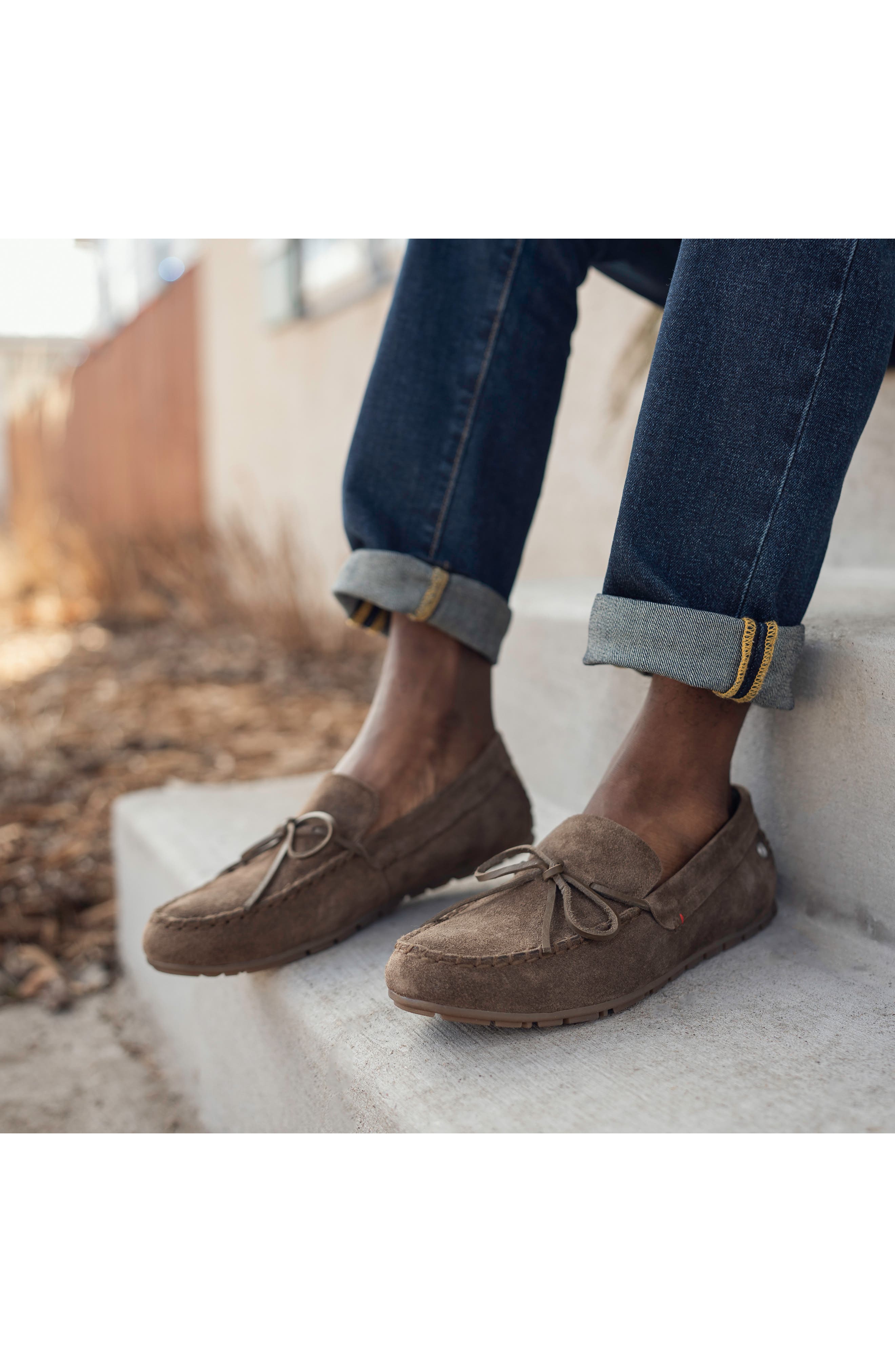 Minnetonka Moc Loafer, Alternate, color, 