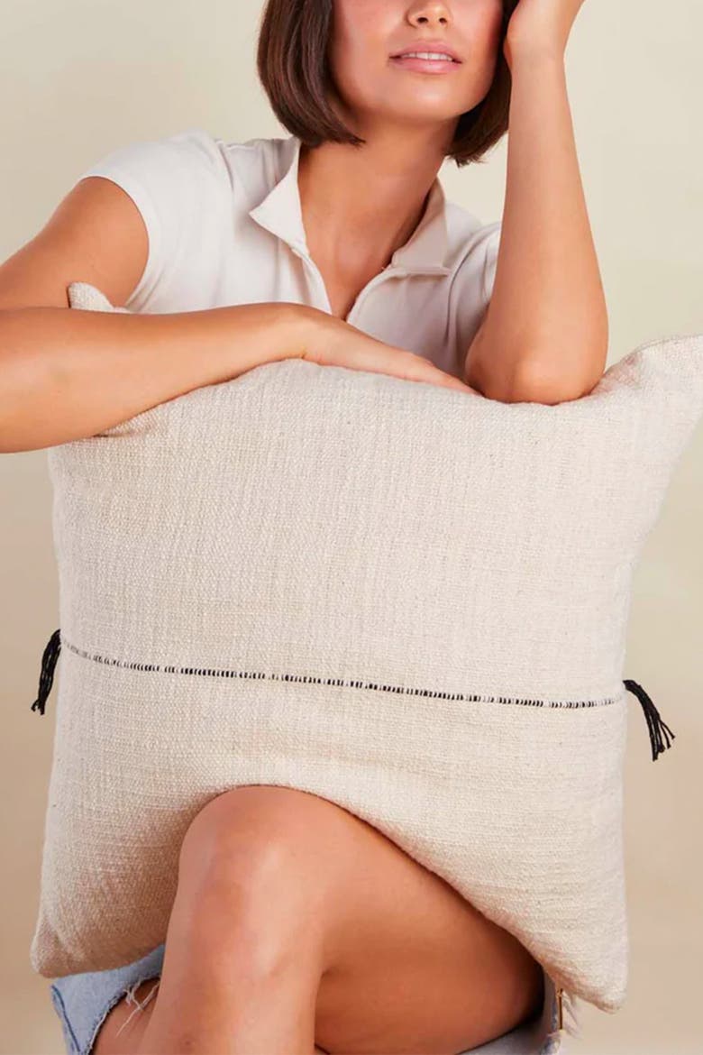 Minerva Pillow Cover, Alternate, color, Cream