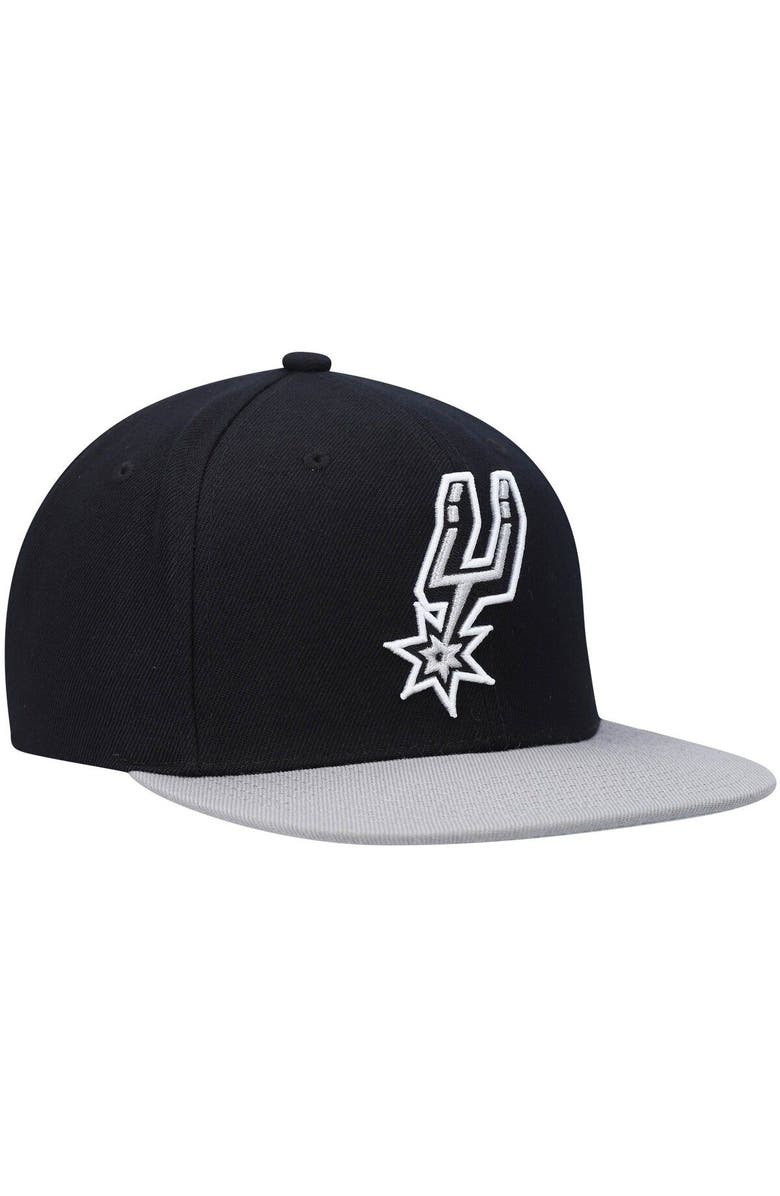 Mitchell & Ness Men's Mitchell & Ness Black/Silver San Antonio Spurs Team Two-Tone 2.0 Snapback Hat, Alternate, color, 