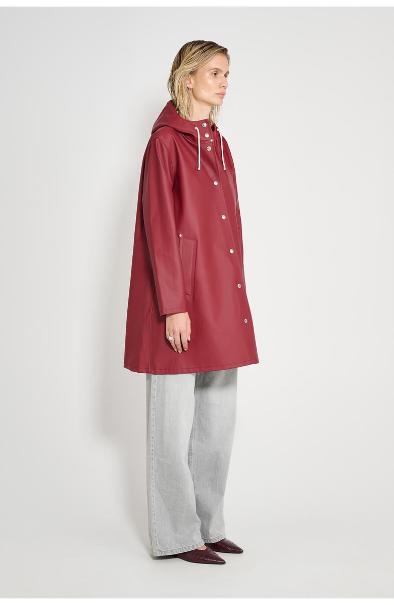 Stutterheim Mosebacke Hooded Long Sleeve Raincoat, Alternate, color, Burgundy