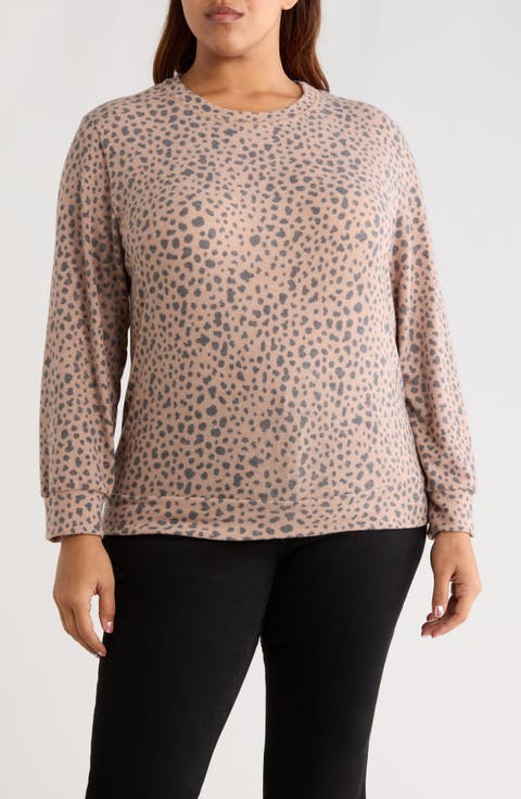 Brushed Animal Print Long Sleeve Crewneck Top (Plus)