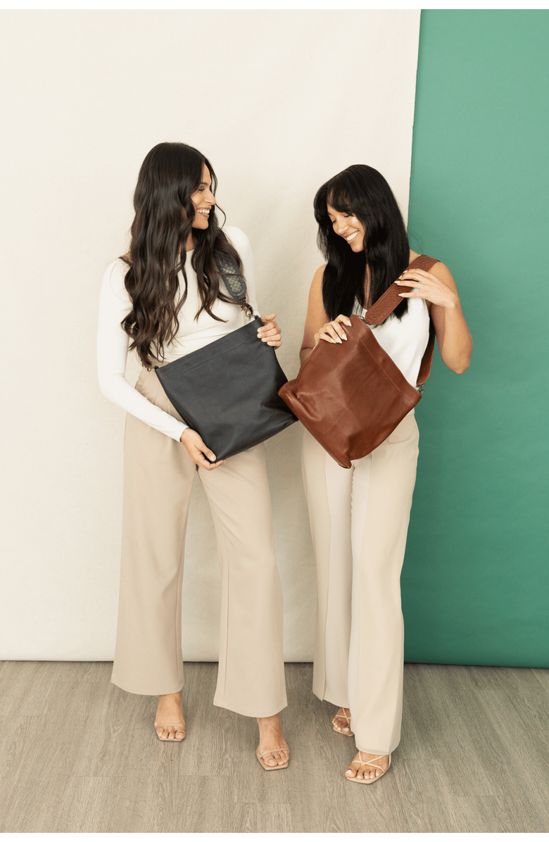Deux Mains Sarah Shoulder Bag, Alternate, color, Mahogany