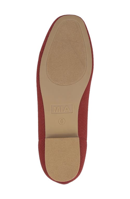 Mia Raisa Stretch Knit Flat In Red