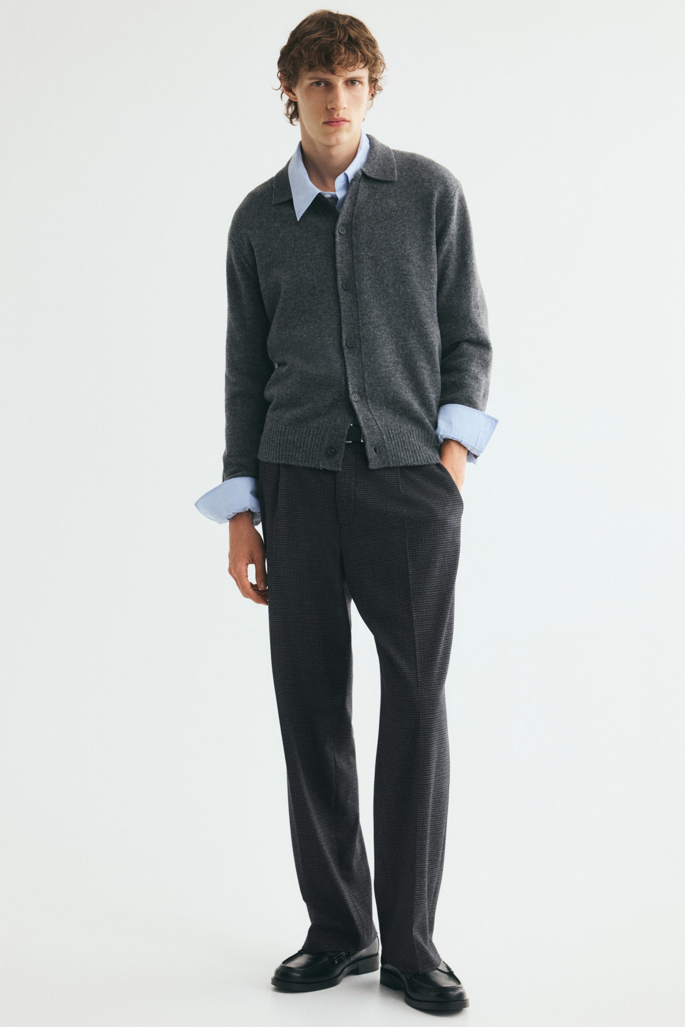 selected Dark gray/checked