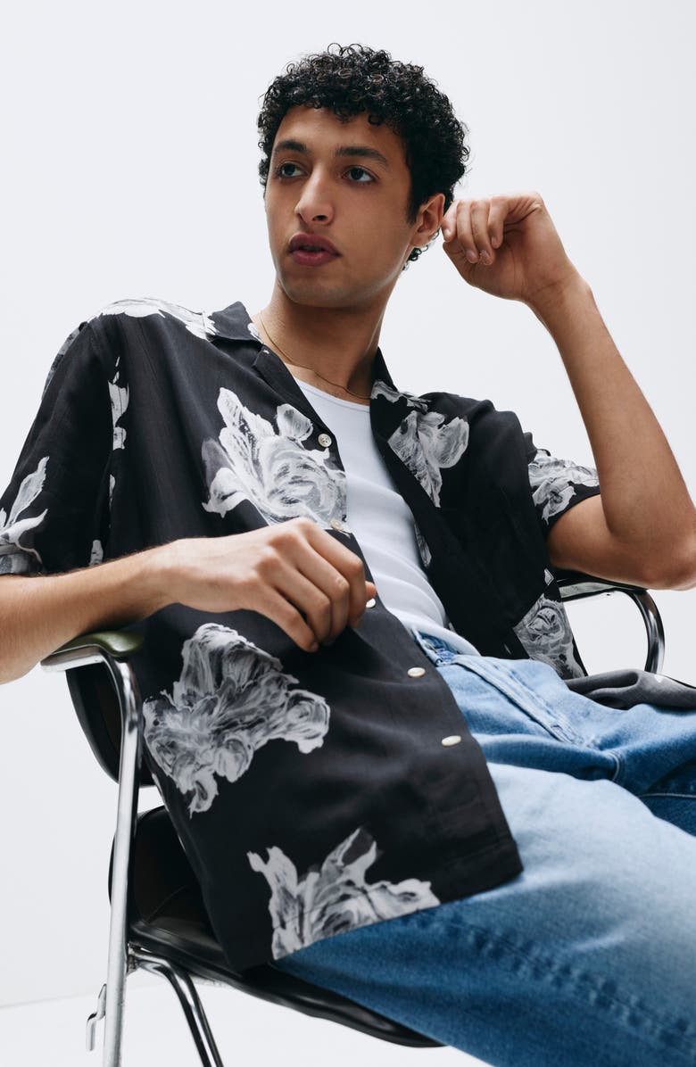 AllSaints Gallica Short Sleeve Camp Shirt, Alternate, color, Black