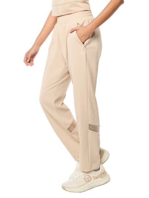 Noemi Pant