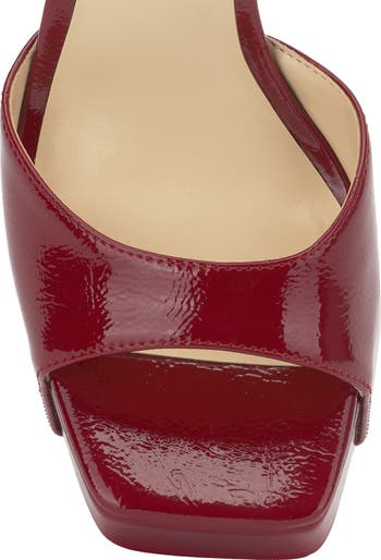 Lirio Ankle Strap Platform Sandal