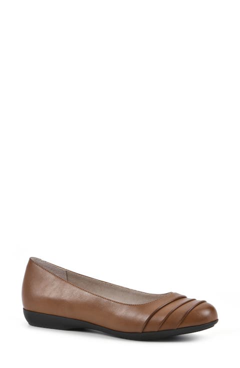 Clara Ballet Flat - Wide Width Available (Women)