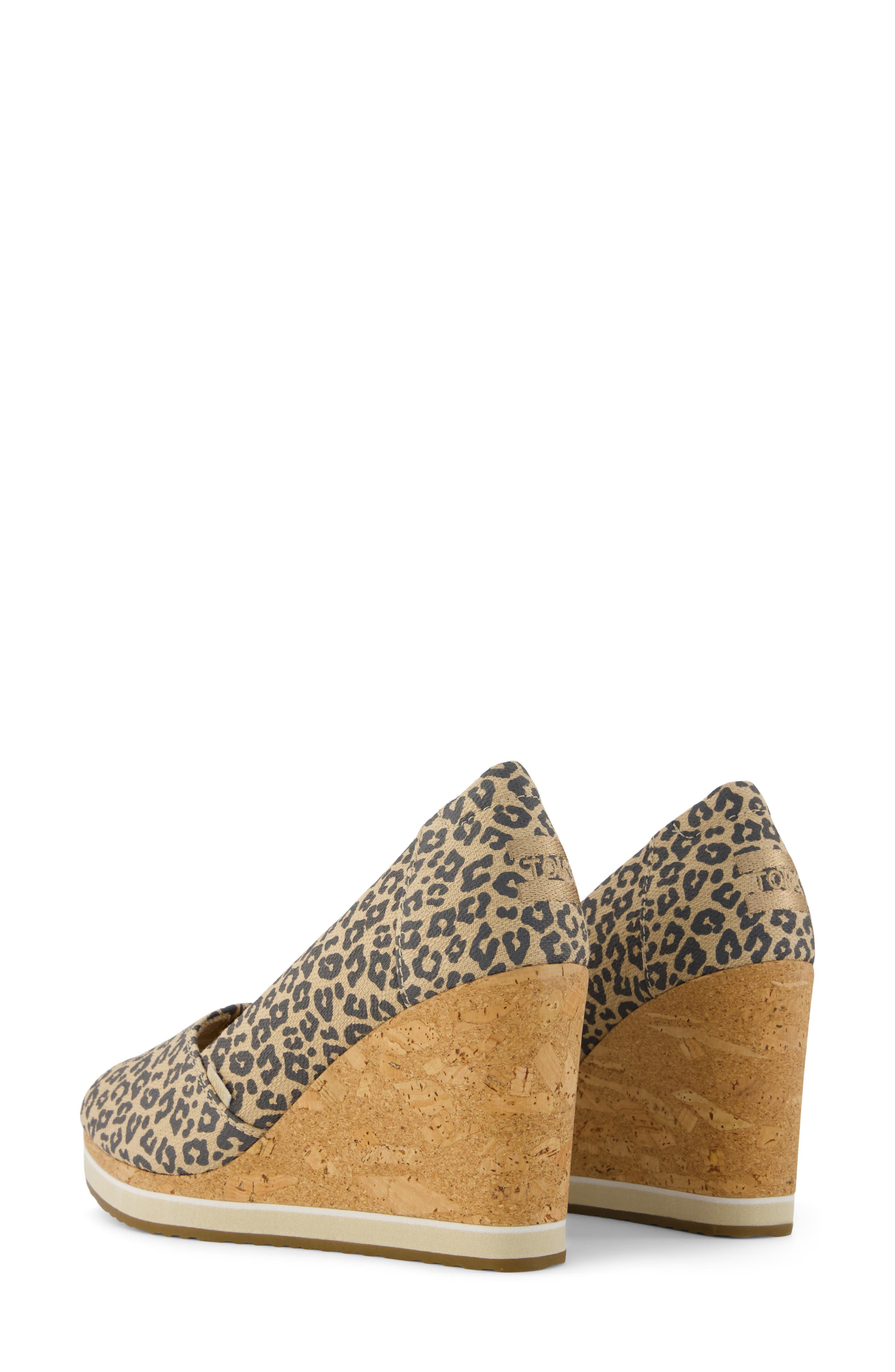 Essential Wedge Pump, Alternate, color, BEIGE/ KHAKI
