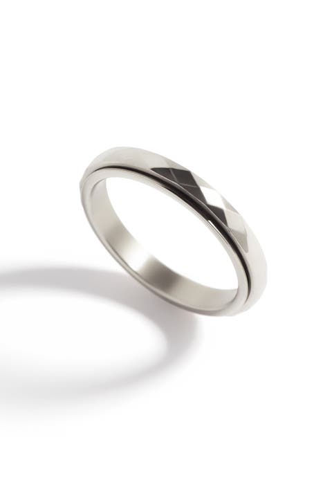 Dainty Hammered Band Spinning Fidget Ring