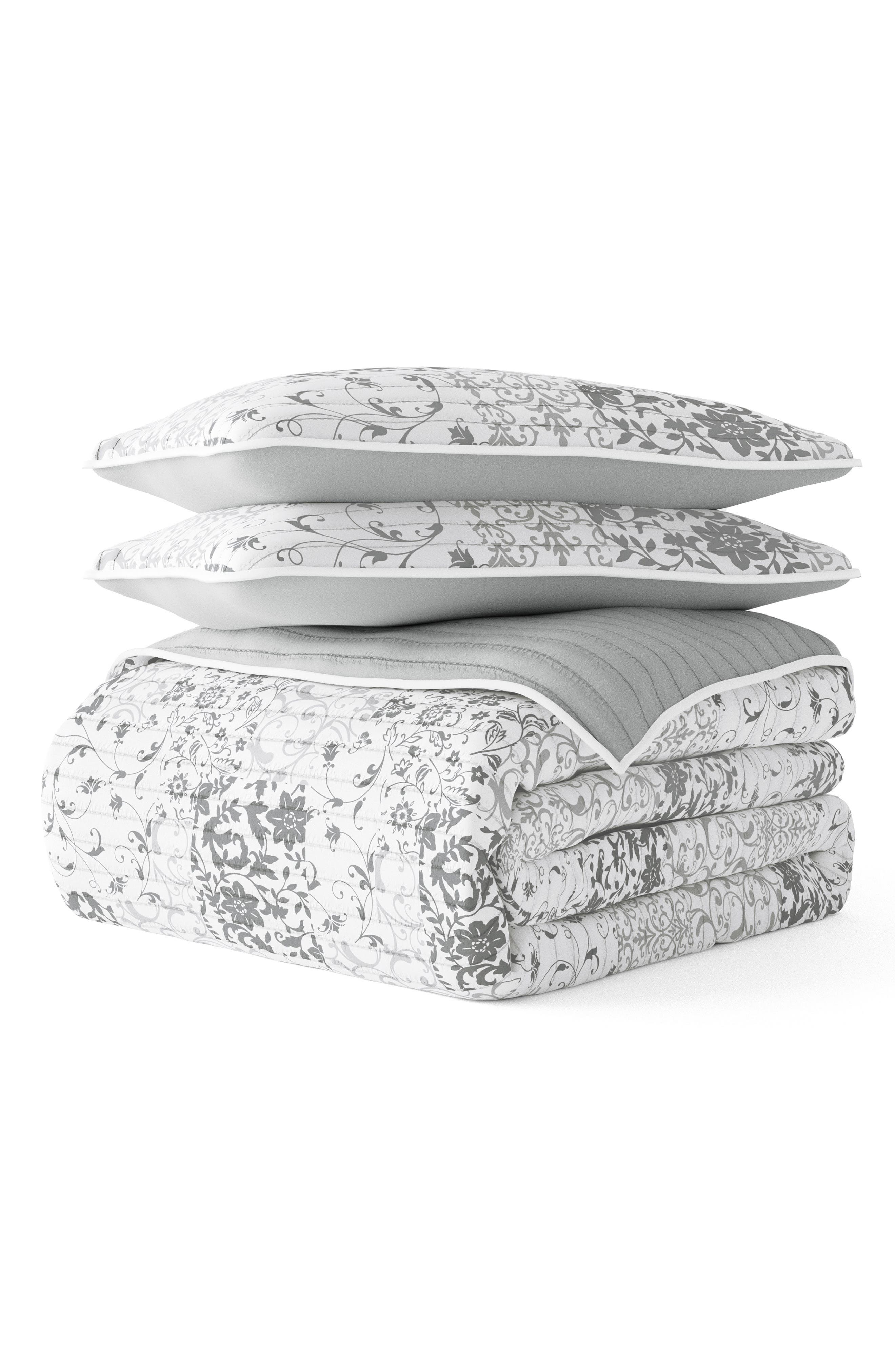 HOMESPUN All Season Patchwork 3-Piece Down Alternative Reversible Quilt Set