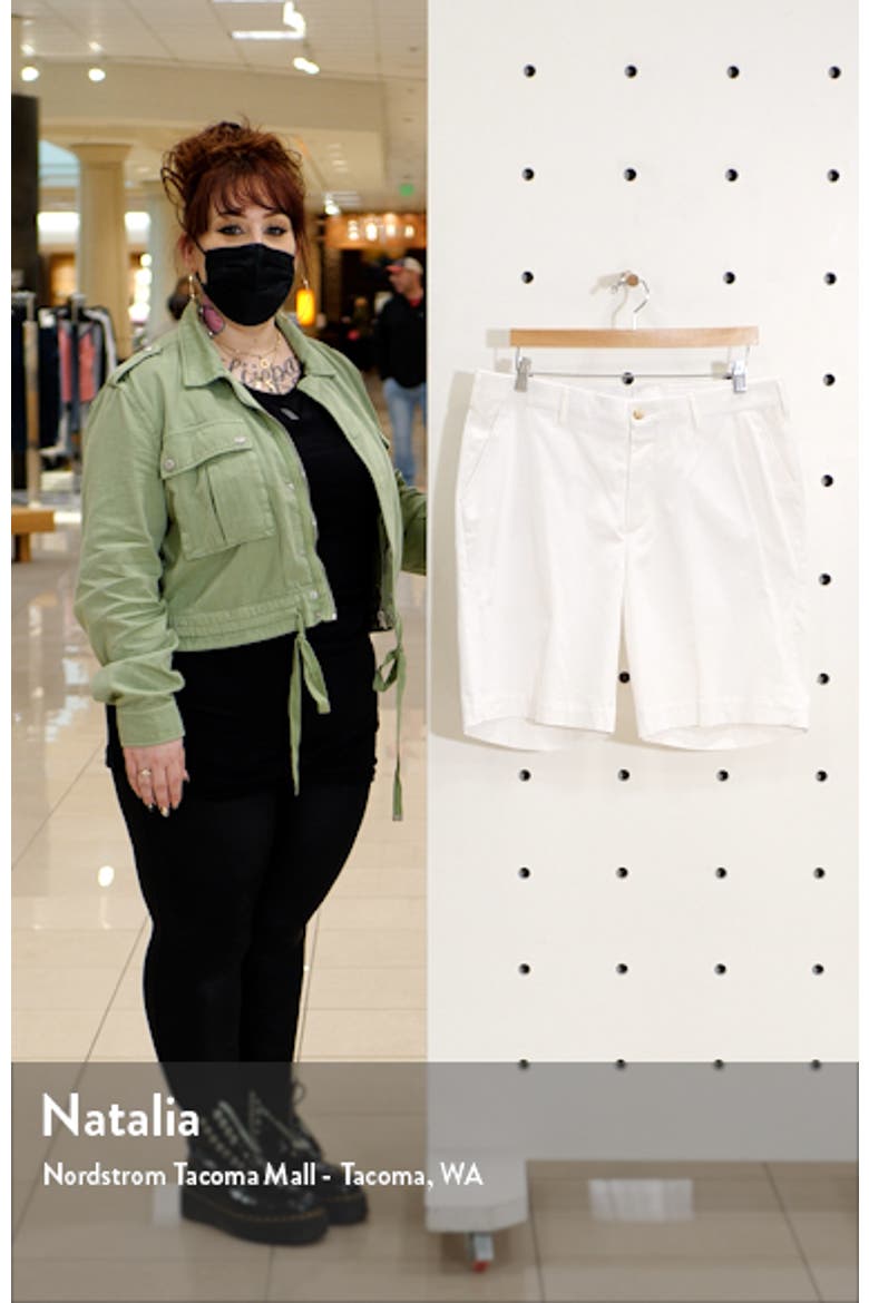 Charleston Khaki Flat Front Stretch Poplin Shorts video