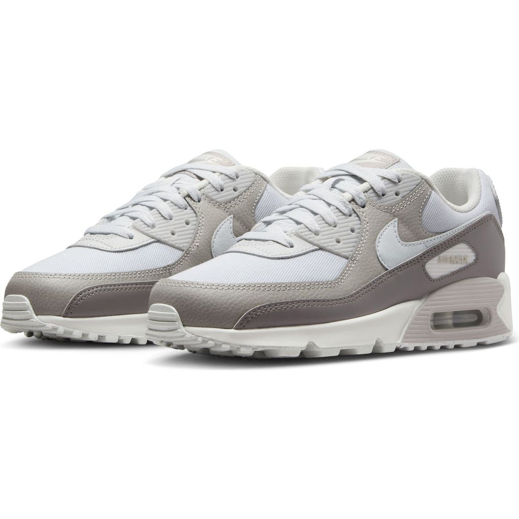 Nike Air Max 90 Sneaker